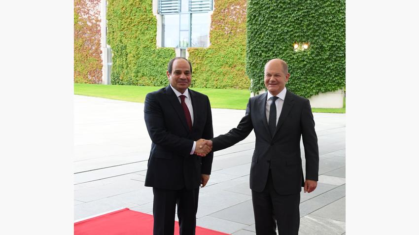 الرئيس عبد الفتاح السيسي يلتقي المستشار الألماني "أولاف شولتس" في برلين 18-07-2022