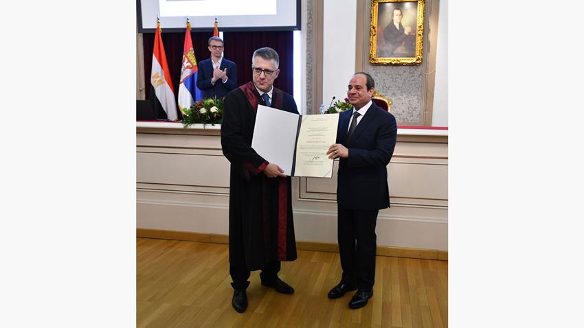 الرئيس عبد الفتاح السيسي يحصل على درجة الدكتوراه الفخرية من جامعة بلجراد 21/07/2022