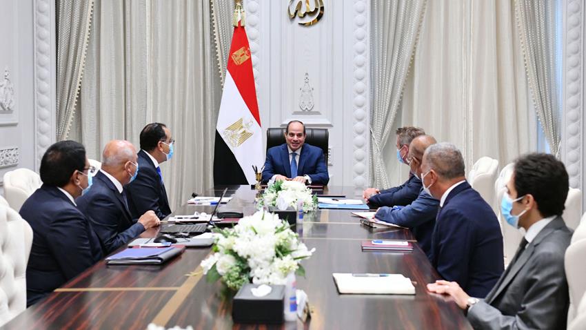 الرئيس عبد الفتاح السيسي يتناول استعراض التعاون بين وزارة النقل وشركة سكك حديد ألمانيا "دويتش بان" 15-8-2022