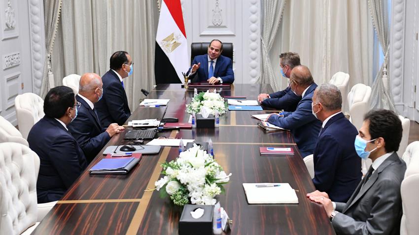 الرئيس عبد الفتاح السيسي يتناول استعراض التعاون بين وزارة النقل وشركة سكك حديد ألمانيا "دويتش بان" 15-8-2022