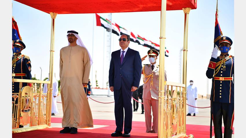 الرئيس عبد الفتاح السيسي يستقبل بمطار العلمين رئيس دولة الإمارات العربية المتحدة الشقيقة 21/08/2022