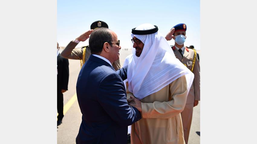 الرئيس عبد الفتاح السيسي يستقبل بمطار العلمين رئيس دولة الإمارات العربية المتحدة الشقيقة 21/08/2022