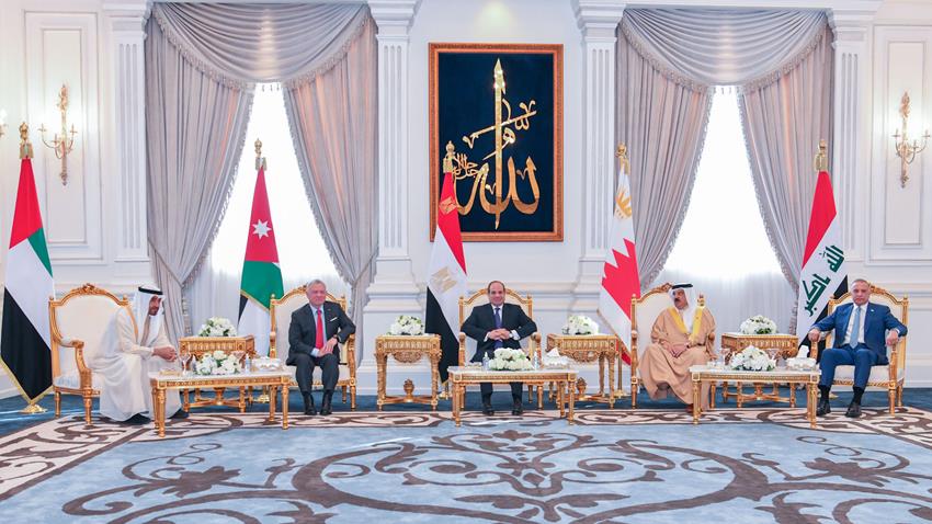الرئيس عبد الفتاح يستقبل بمطار العلمين كلًا من ملك الأردن وملك البحرين ورئيس وزراء العراق 22/8/2022