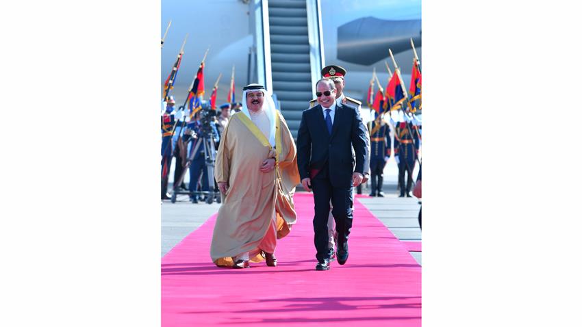 الرئيس عبد الفتاح يستقبل بمطار العلمين كلًا من ملك الأردن وملك البحرين ورئيس وزراء العراق 22/8/2022