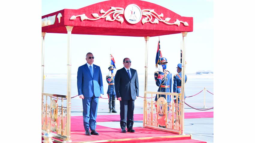 الرئيس عبد الفتاح يستقبل بمطار العلمين كلًا من ملك الأردن وملك البحرين ورئيس وزراء العراق 22/8/2022
