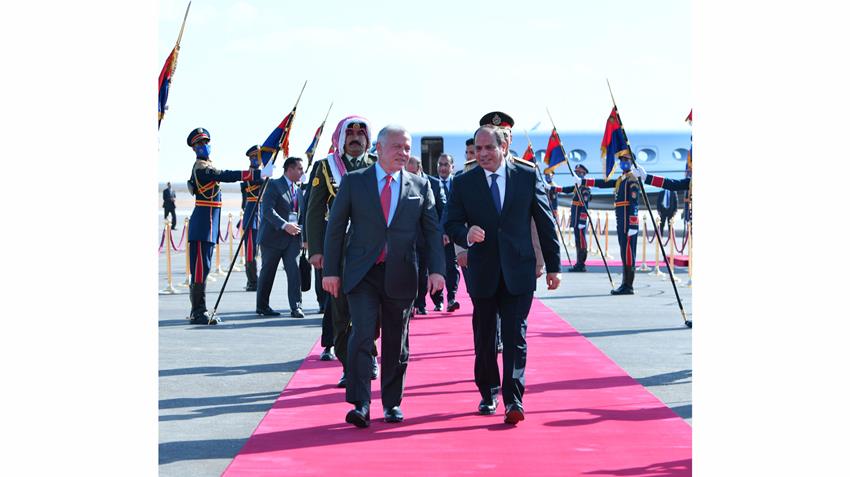 الرئيس عبد الفتاح يستقبل بمطار العلمين كلًا من ملك الأردن وملك البحرين ورئيس وزراء العراق 22/8/2022