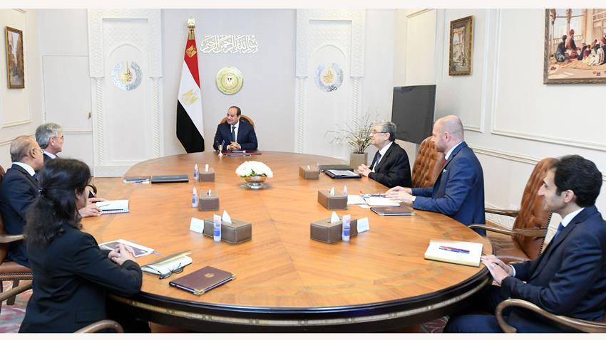 الرئيس عبد الفتاح السيسي يستقبل رئيس المجلس الإشرافي لشركة سيمنز العالمية للطاقة 16-10-2022