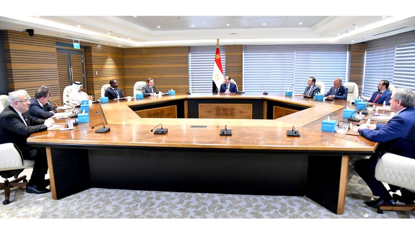 الرئيس عبد الفتاح السيسي يلتقي السادة وزراء الدول المصدرة للغاز بالعاصمة الإدارية الجديدة 25/10/2022