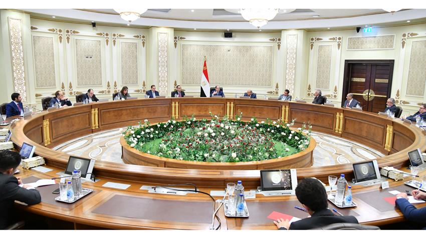 Le Président Al-Sissi rencontre les représentants de l'Association des hommes d'affaires du Qatar