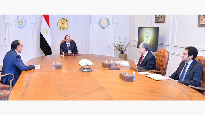 الرئيس عبد الفتاح السيسي يجتمع برئيس مجلس الوزراء ووزير الكهرباء