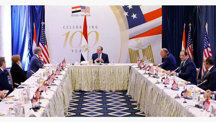 الرئيس عبد الفتاح السيسي يشارك في إفطار عمل مع عدد من القيادات الجمهورية بمجلس النواب الأمريكي 14/12/2022