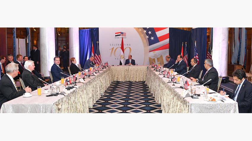 الرئيس عبد الفتاح السيسي يشارك في إفطار عمل مع عدد من القيادات الجمهورية بمجلس النواب الأمريكي 14/12/2022