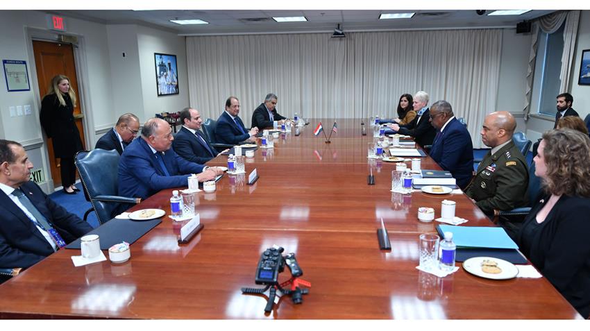 الرئيس عبد الفتاح السيسي يلتقي وزير الدفاع الأمريكي بمقر البنتاجون في واشنطن 15-12-2022