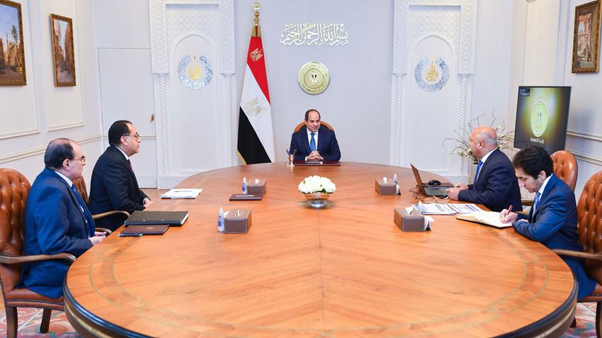 الرئيس عبد الفتاح السيسي يتابع تطوير منظومة الموانئ على مستوى الجمهورية 27-12-2022