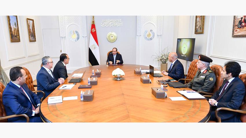 الرئيس عبد الفتاح السيسي يتابع المشروعات الاستثمارية والاستراتيجية بالمنطقة الاقتصادية لقناة السويس 16-01-2023