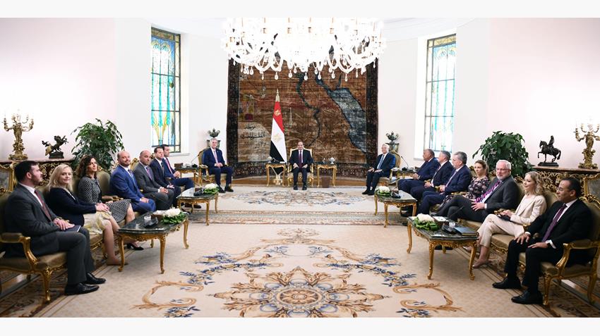 الرئيس عبد الفتاح السيسي يستقبل وفدًا رفيع المستوى من مجلس النواب الأمريكي