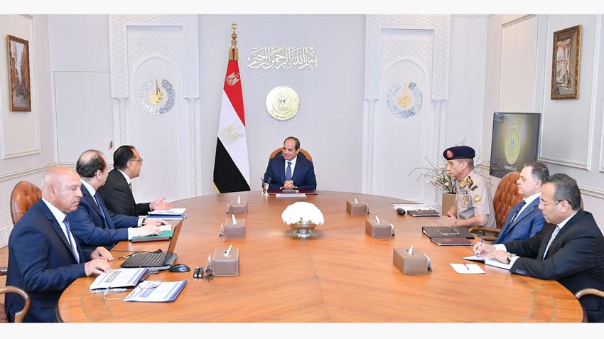 الرئيس عبد الفتاح السيسي يتابع مستجدات عملية إجلاء المواطنين المصريين من السودان
