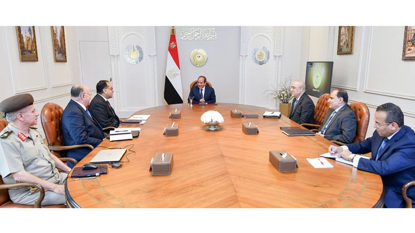 الرئيس عبد الفتاح السيسي يتابع المشروعات الجارية لتطوير المناطق التاريخية  بالقاهرة