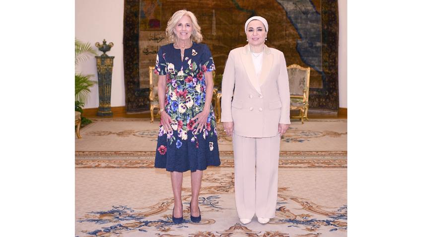 الرئيس عبد الفتاح السيسي والسيدة قرينته يستقبلان السيدة الأولى الأمريكية "جيل بايدن"