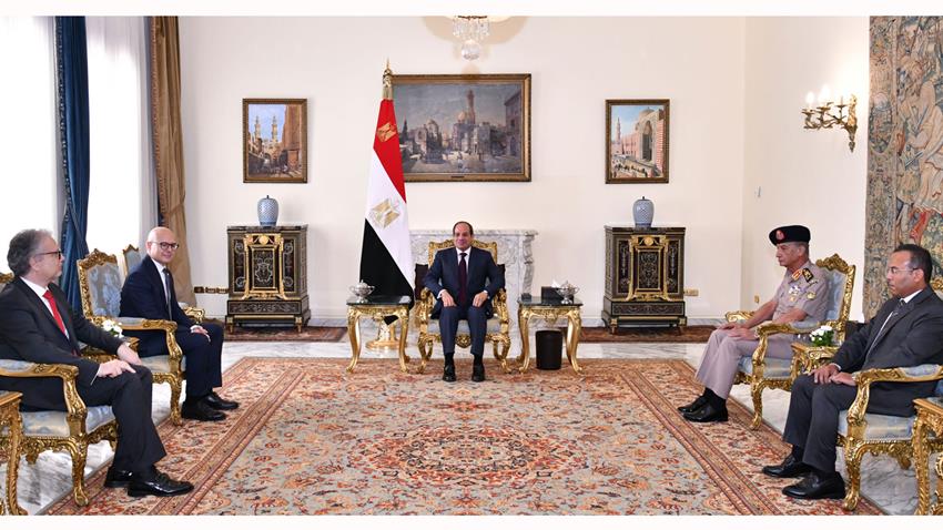الرئيس عبد الفتاح السيسي يستقبل نائب رئيس الوزراء وزير الدفاع بجمهورية صربيا