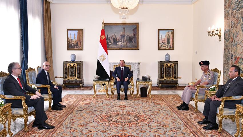 الرئيس عبد الفتاح السيسي يستقبل نائب رئيس الوزراء وزير الدفاع بجمهورية صربيا
