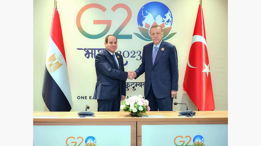الرئيس عبد الفتاح السيسي يلتقي الرئيس التركي بنيودلهي