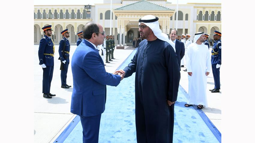الرئيس عبد الفتاح السيسي يعود إلى أرض الوطن بعد زيارة سيادته لدولة الإمارات العربية المتحدة