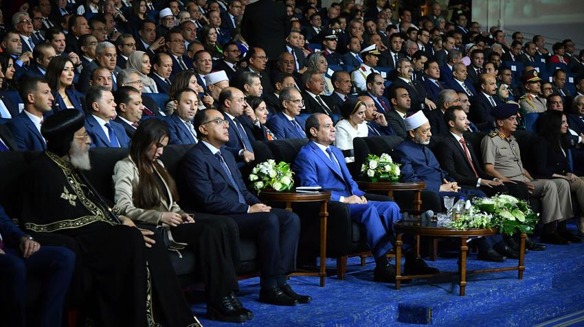 الرئيس عبد الفتاح السيسي يشارك في مؤتمر حكاية وطن "بين الرؤية والإنجاز"