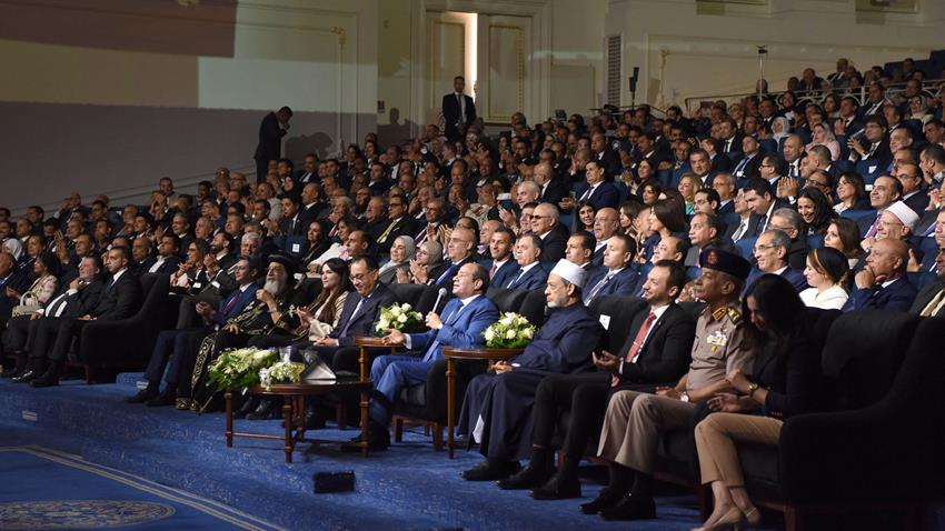 الرئيس عبد الفتاح السيسي يشارك في مؤتمر حكاية وطن "بين الرؤية والإنجاز"
