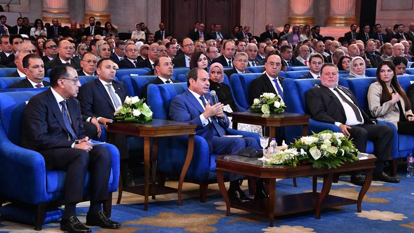 الرئيس عبد الفتاح السيسي يشارك في مؤتمر حكاية وطن "بين الرؤية والإنجاز"