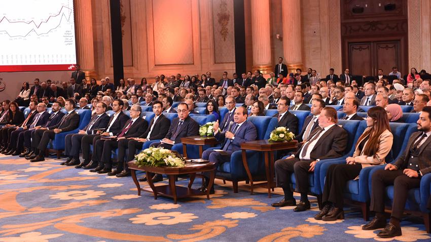 الرئيس عبد الفتاح السيسي يشارك في مؤتمر حكاية وطن "بين الرؤية والإنجاز"