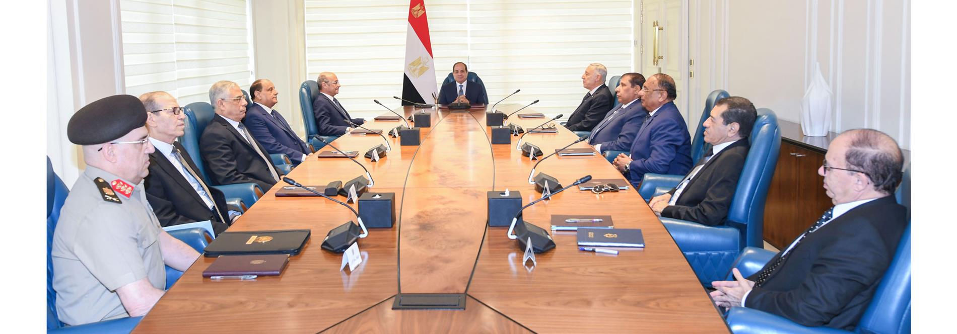 الرئيس عبد الفتاح السيسي يجتمع مع أعضاء المجلس الأعلى للجهات والهيئات القضائية