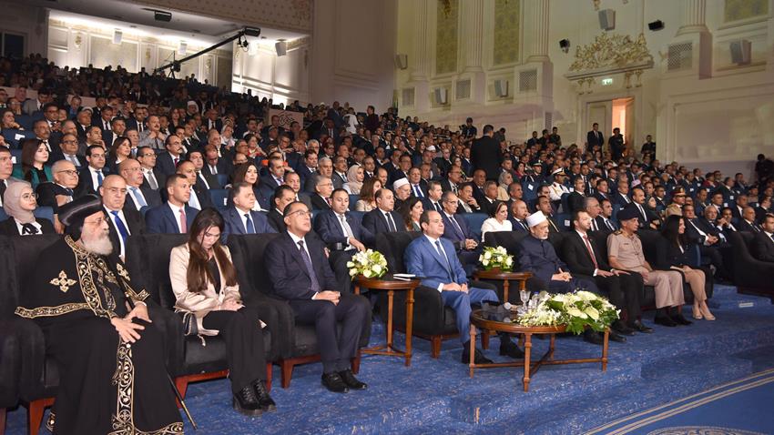الرئيس عبد الفتاح السيسي يشارك في مؤتمر حكاية وطن "بين الرؤية والإنجاز"