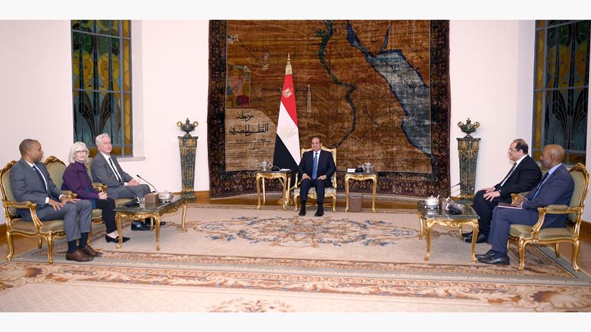 الرئيس عبد الفتاح السيسي يستقبل مدير وكالة المخابرات المركزية الأميركية