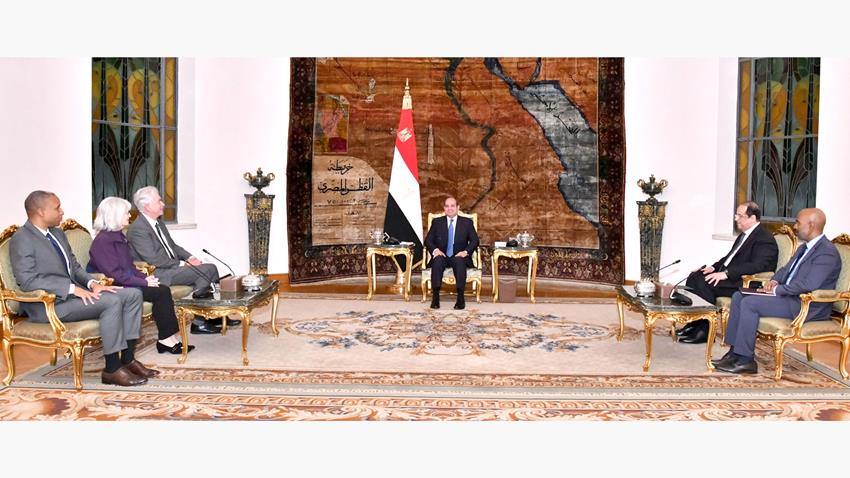 الرئيس عبد الفتاح السيسي يستقبل مدير وكالة المخابرات المركزية الأميركية