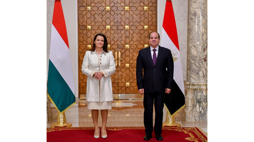 الرئيس عبد الفتاح السيسي يستقبل رئيسة المجر ويعقد جلسة مباحثات مشتركة بقصر الاتحادية