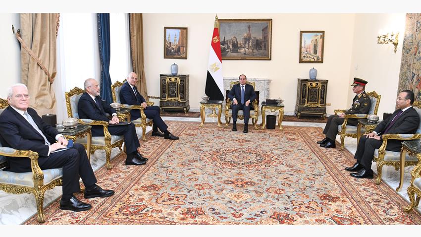 الرئيس عبد الفتاح السيسي يستقبل وزير دفاع اليونان