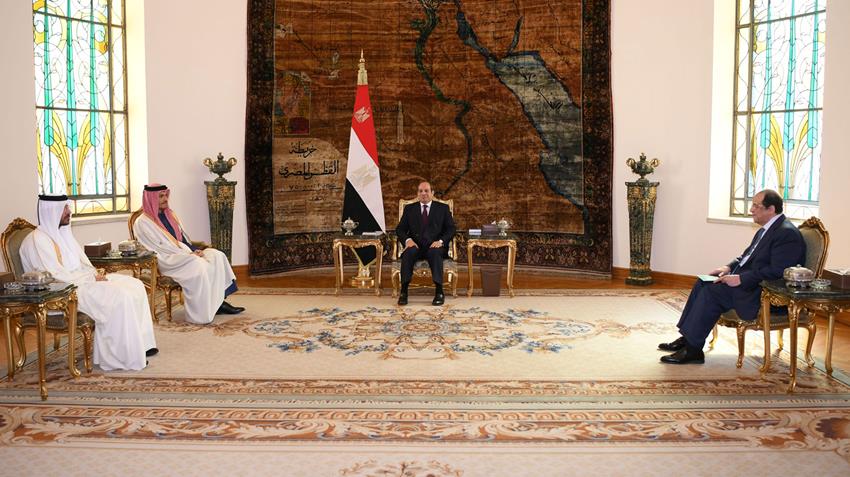 الرئيس عبد الفتاح السيسي يستقبل رئيس مجلس الوزراء وزير خارجية دولة قطر