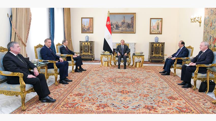 الرئيس عبد الفتاح السيسي يستقبل رئيس جهاز الاستخبارات الخارجية الروسية