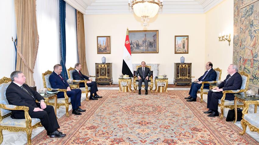 الرئيس عبد الفتاح السيسي يستقبل رئيس جهاز الاستخبارات الخارجية الروسية