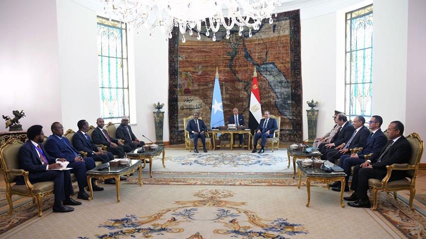 الرئيس عبد الفتاح السيسي يستقبل رئيس جمهورية الصومال بقصر الاتحادية