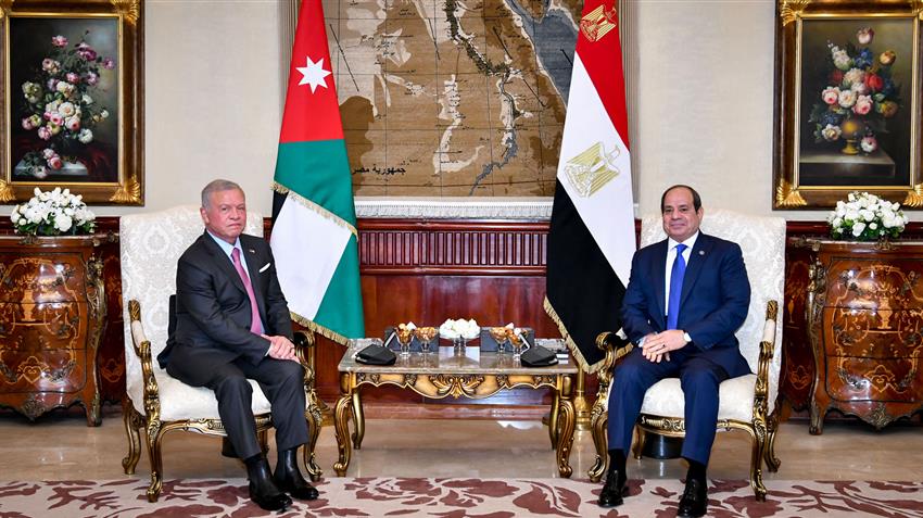 الرئيس عبد الفتاح السيسي يستقبل العاهل الأردني ويعقدان جلسة مباحثات بمشاركة وفدي البلدين.
