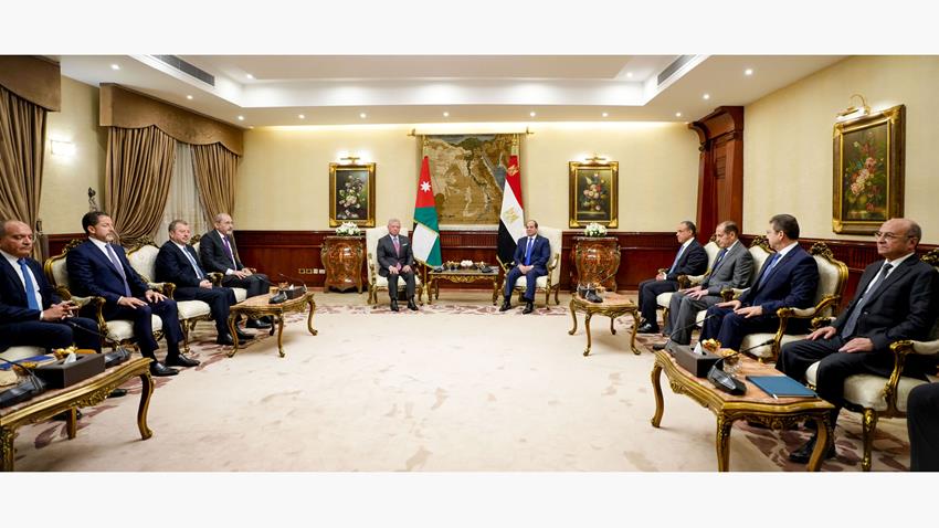 الرئيس عبد الفتاح السيسي يستقبل العاهل الأردني ويعقدان جلسة مباحثات بمشاركة وفدي البلدين.