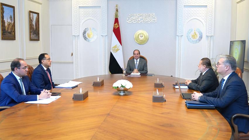 الرئيس عبد الفتاح السيسي يتابع جهود الحكومة لضمان تلبية احتياجات الدولة من المنتجات البترولية