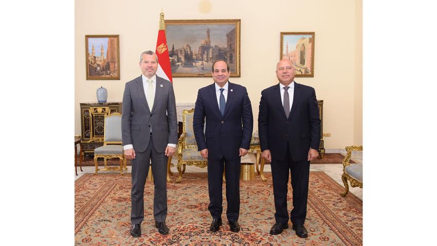 الرئيس السيسي السيد "أرسينيو دومينجيز"، سكرتير عام المنظمة البحرية الدولية