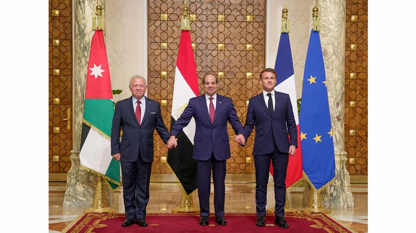 بيان مشترك مصري أردني فرنسي في ختام القمة الثلاثية في القاهرة