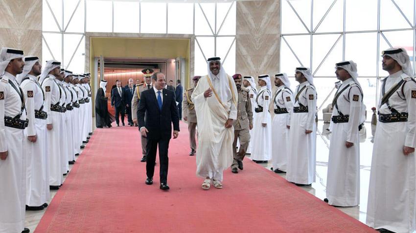 الأمير تميم بن حمد يستقبل الرئيس السيسي بالعاصمة القطرية الدوحة في مستهل جولة الخليجية
