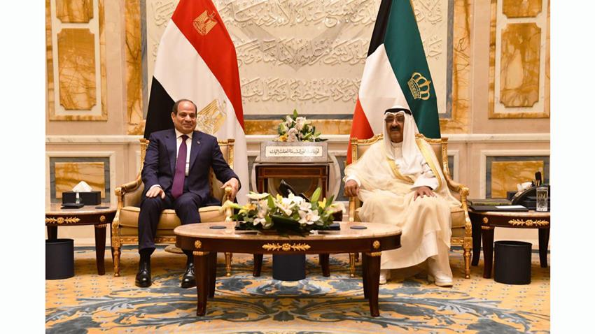 الرئيس عبد الفتاح السيسي يلتقي أمير دولة الكويت في قصر بيان
