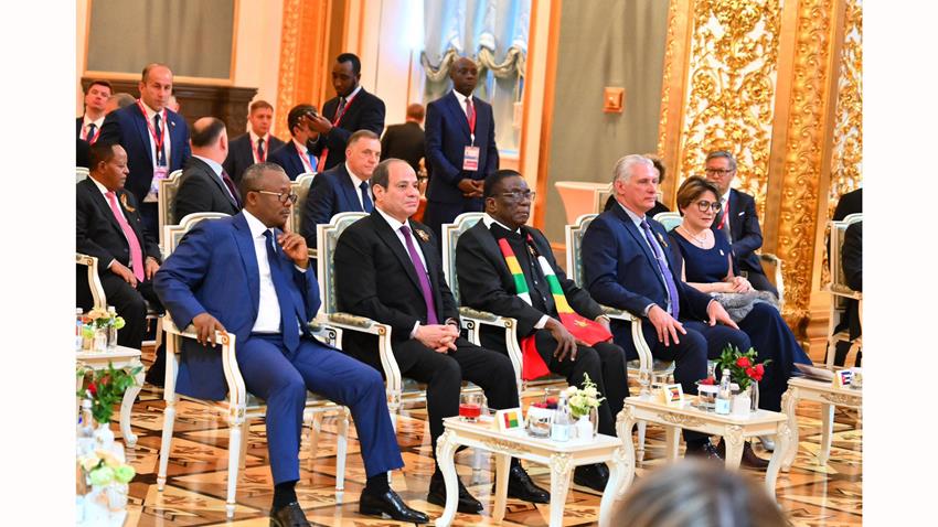 الرئيس عبد الفتاح السيسي يشارك في حفل العشاء الذي أقامه الرئيس بوتين