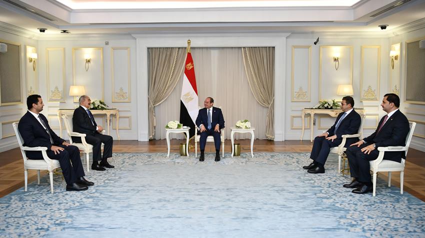 الرئيس السيسي يستقبل المشير خليفة حفتر بالعلمين